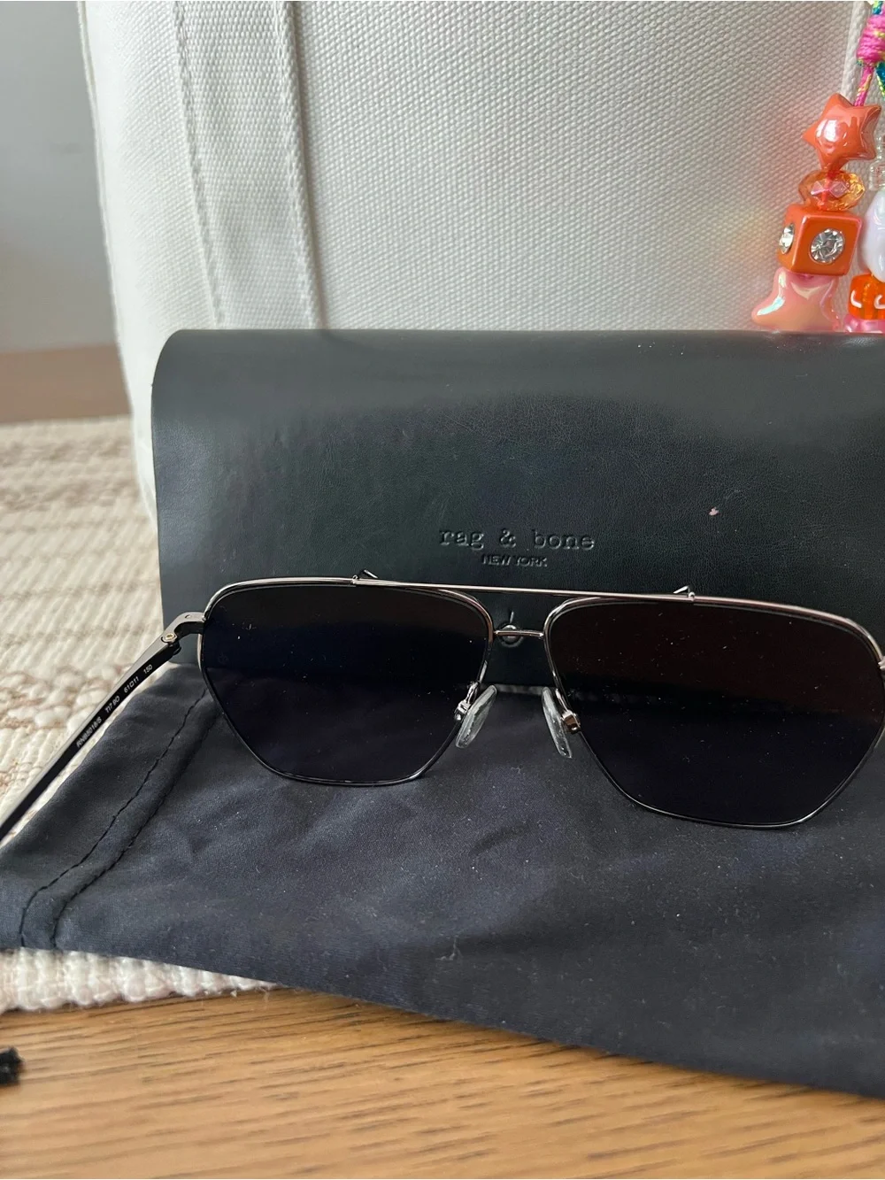 Rag & Bone Pilot square Sunglasses